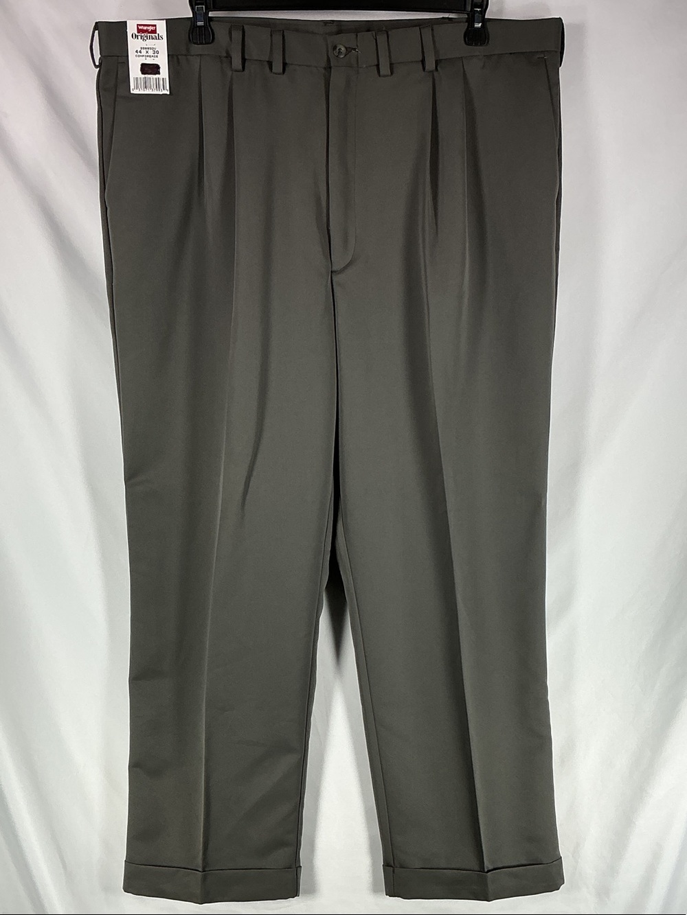 Wrangler NWT Men's Olive Dress Pants with Pleats 44x30